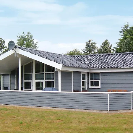 Four-Bedroom Holiday Home In Farso 1 Holiday home
